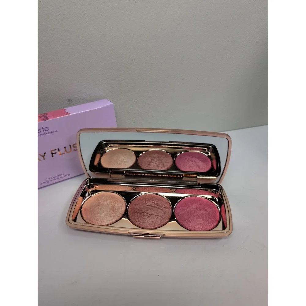 Tarte vacay flush cheek wardrobe New in box 0.14oz X3